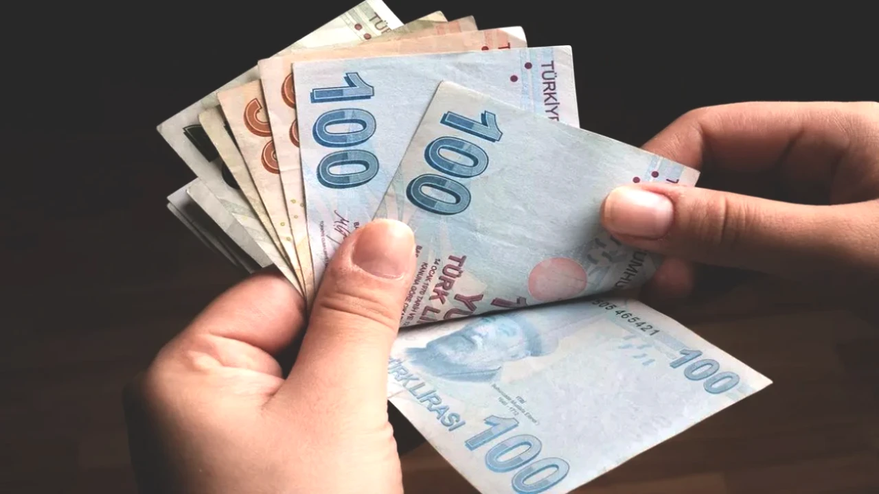 Emekliler Bordroda 30 Bin Lira Görüyor! Yeni Zam Detayları Açıklandı!